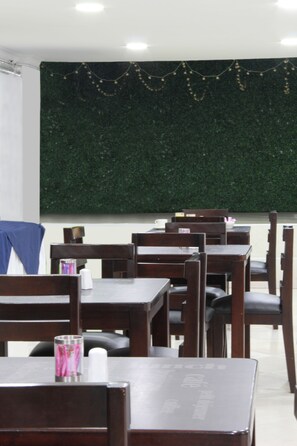 Restaurant - SB Hotel Internacional (Cali)