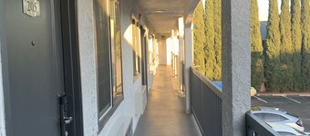 Budget Motel
