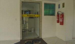 Entrée de l’hébergement