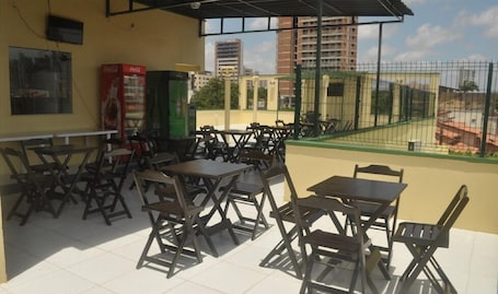 Desayuno continental los días de semana (BRL 15 por persona)