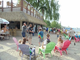 Bar (en la propiedad)