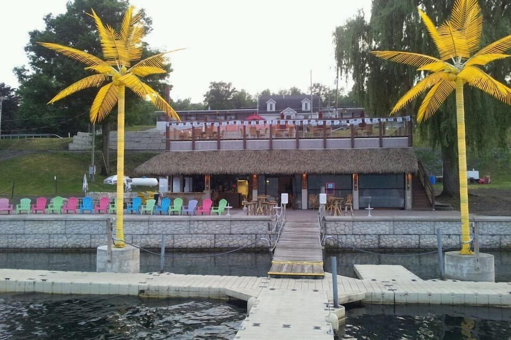 The Anchor Inn and Marina