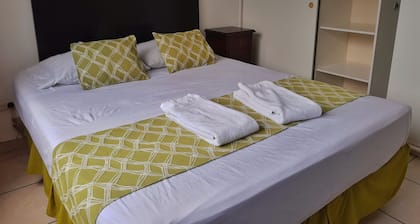 Suites & Apartments San Benito Flats