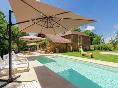 Spacious farmhouse with pool