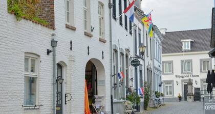 Tail-Wagging Lake Escape