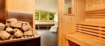 Fine group house with sauna garden