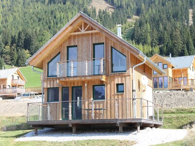 Chalet in Hohentauern near Ski Lift