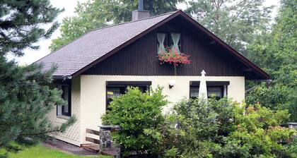Attraktives Ferienhaus mit Kamin in Waltershausen