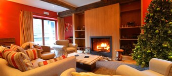 Holiday Home in Falaën with Garden BBQ