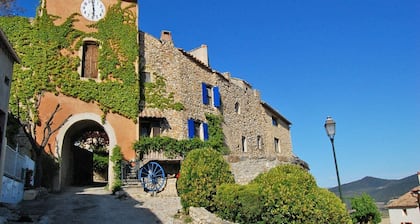 Maison prĂšs de Mont Ventoux Piscine