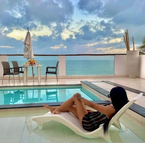 Comfort Quadruple Room | Terrace/patio - La Suite Praia Hotel (Caucaia)