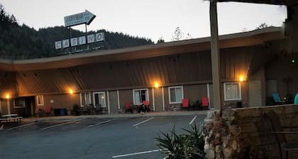 Bigfoot Motel