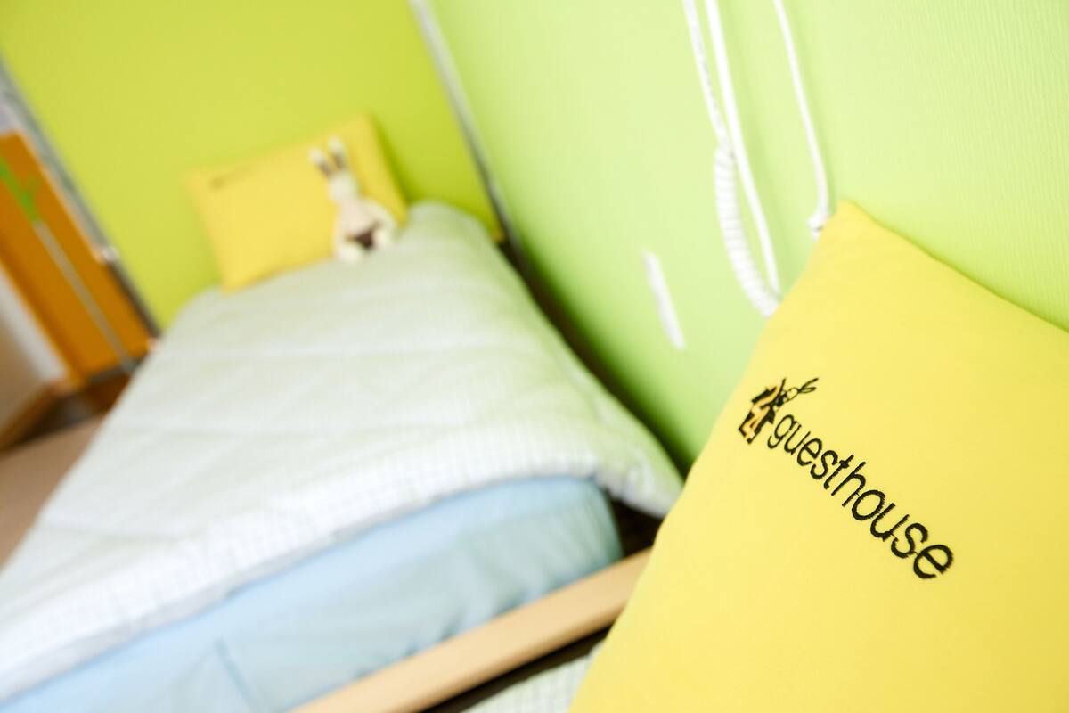 Basic Twin Room, City View | Blackout drapes, soundproofing, WiFi (free)