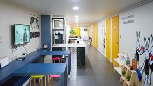 Unclassified image, 5 of 93, button - 24 Guesthouse Jagalchi (Busan)