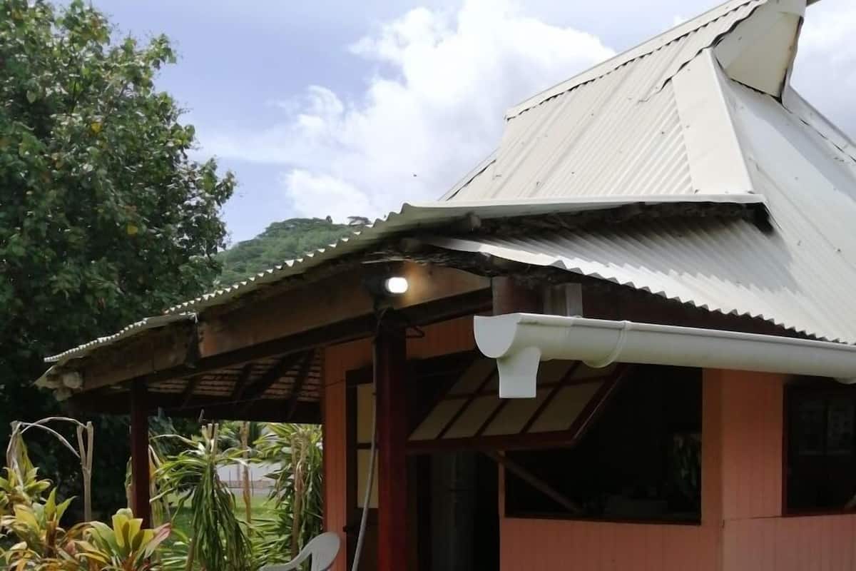Family Bungalow, 2 Bedrooms, Terrace, Garden View ( Uru ) | Private kitchen | Full-size fridge, microwave, stovetop, coffee/tea maker