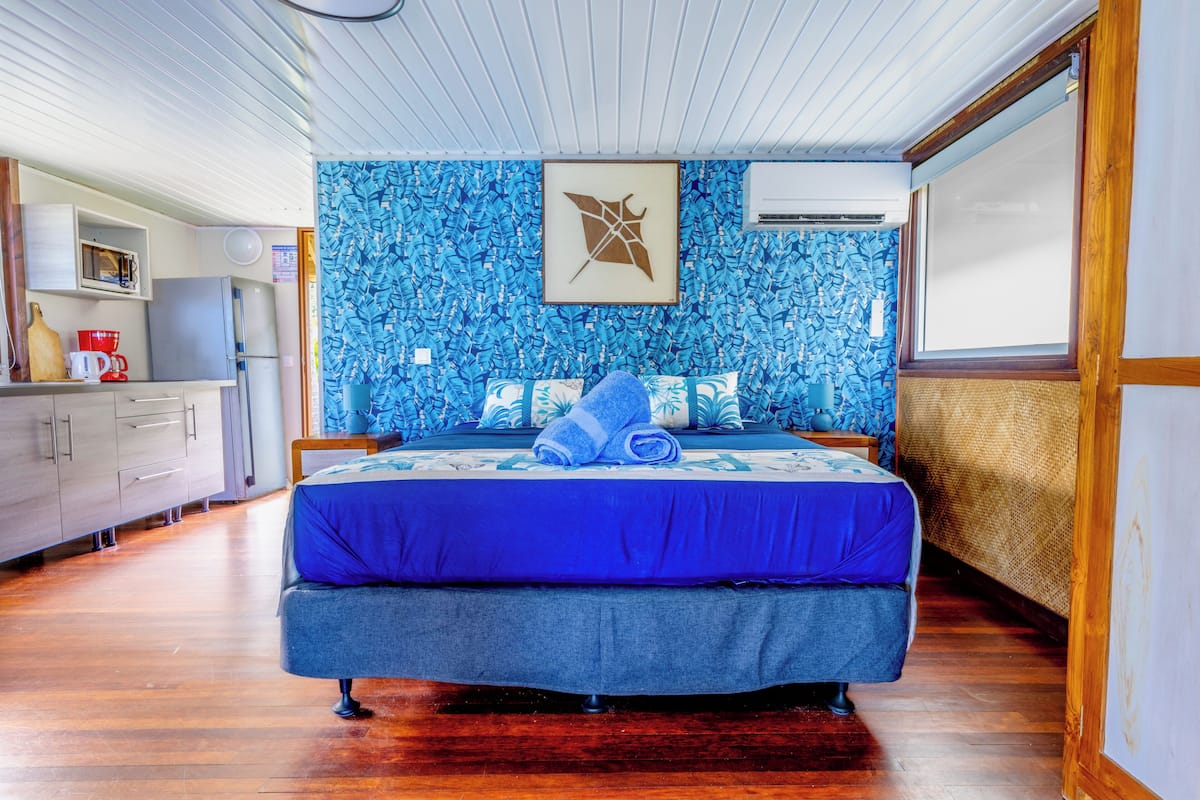 Bungalow, Lagoon View, Beachside (Aito) | 1 bedroom, premium bedding, Select Comfort beds, blackout drapes