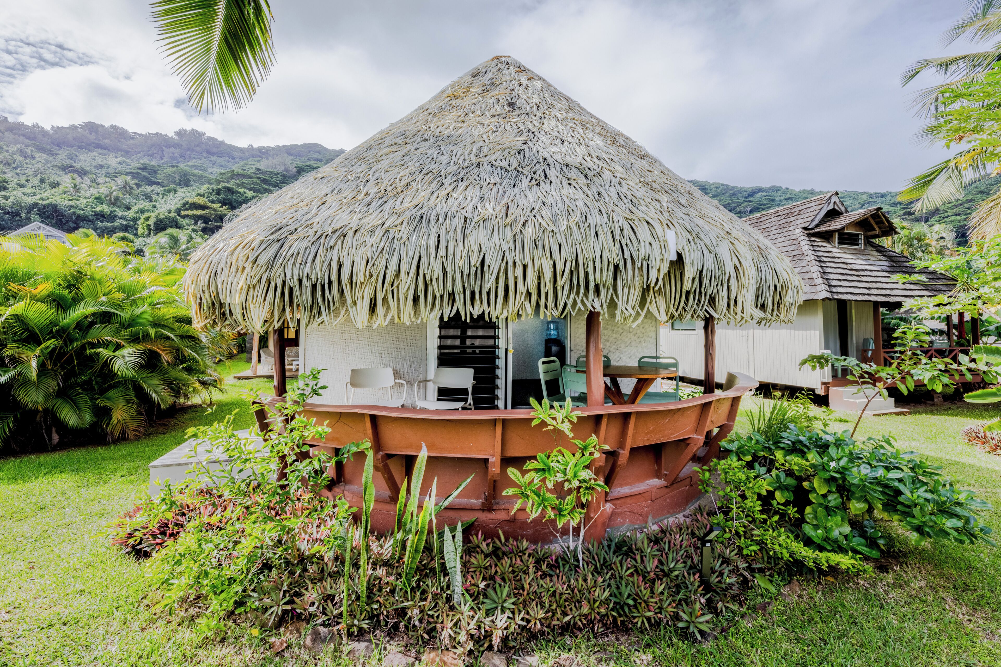Traditional Bungalow, 2 Queen Beds, Beach View, Garden Area (Auti - sleeps 4) | Terrace/patio