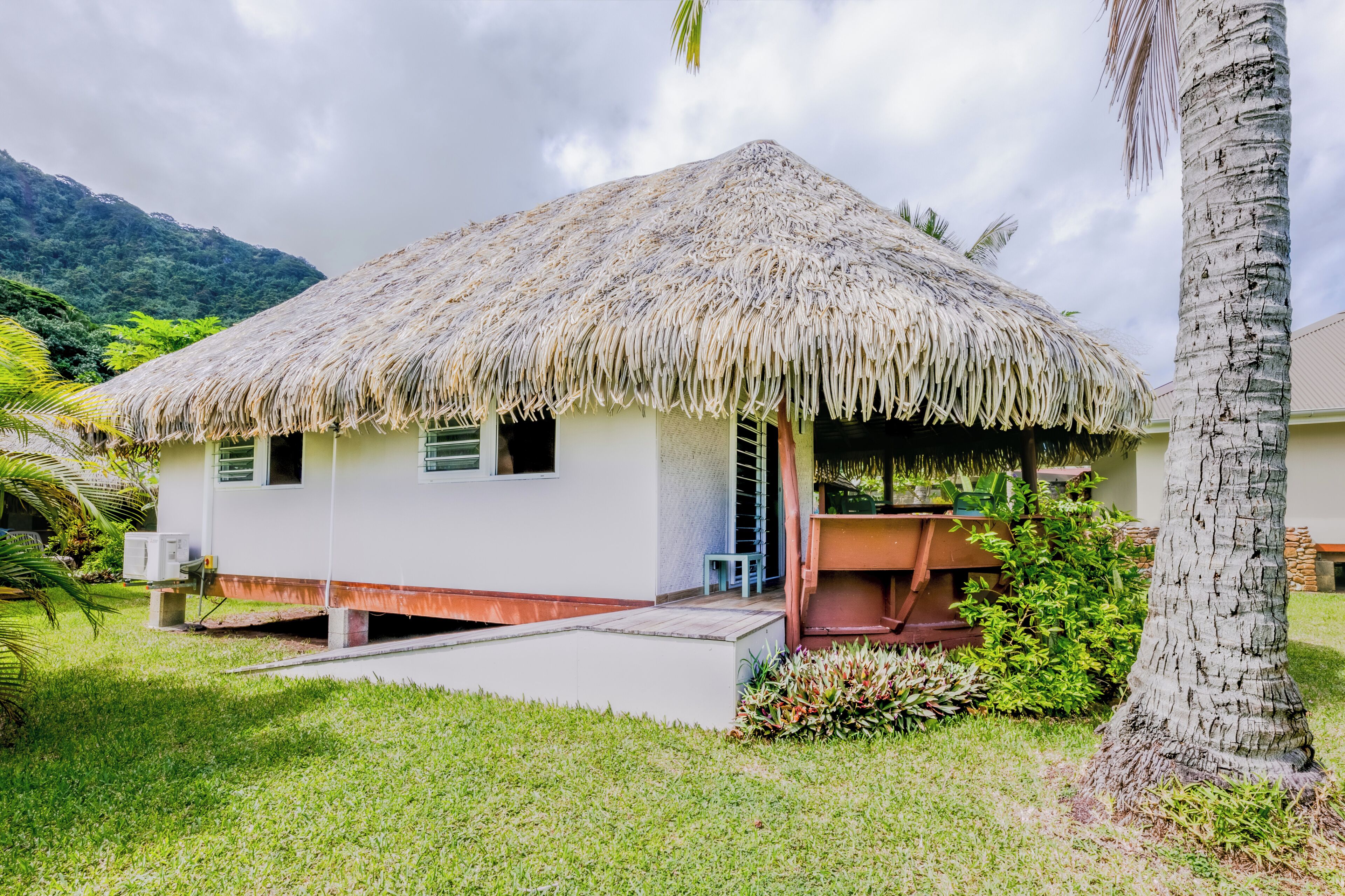 Traditional Bungalow, 2 Queen Beds, Beach View, Garden Area (Auti - sleeps 4) | Terrace/patio