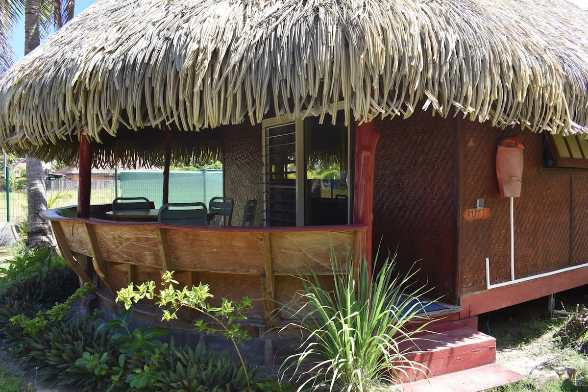 Traditional Bungalow, 2 Queen Beds, Beach View, Garden Area (Auti - sleeps 4) | 1 bedroom, premium bedding, Select Comfort beds, individually decorated