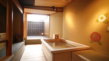 Tina de hidromasaje interior