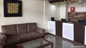 Gambar tidak terklasifikasi, 3 dari 46, tombol