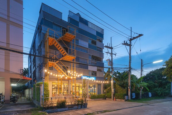 Front of property - BEDGASM Hotel x Café at Nimman (Chiang Mai)