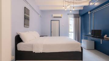 Superior Double Room | Desk, free WiFi, bed sheets