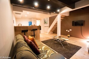 타운홈 | 거실 | TV