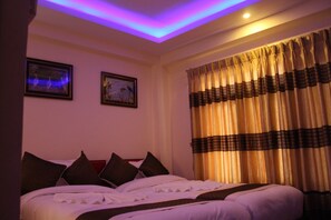 Deluxe Triple Room, City View | Desk, free WiFi - Hotel Gallery Nepal (Kathmandu)