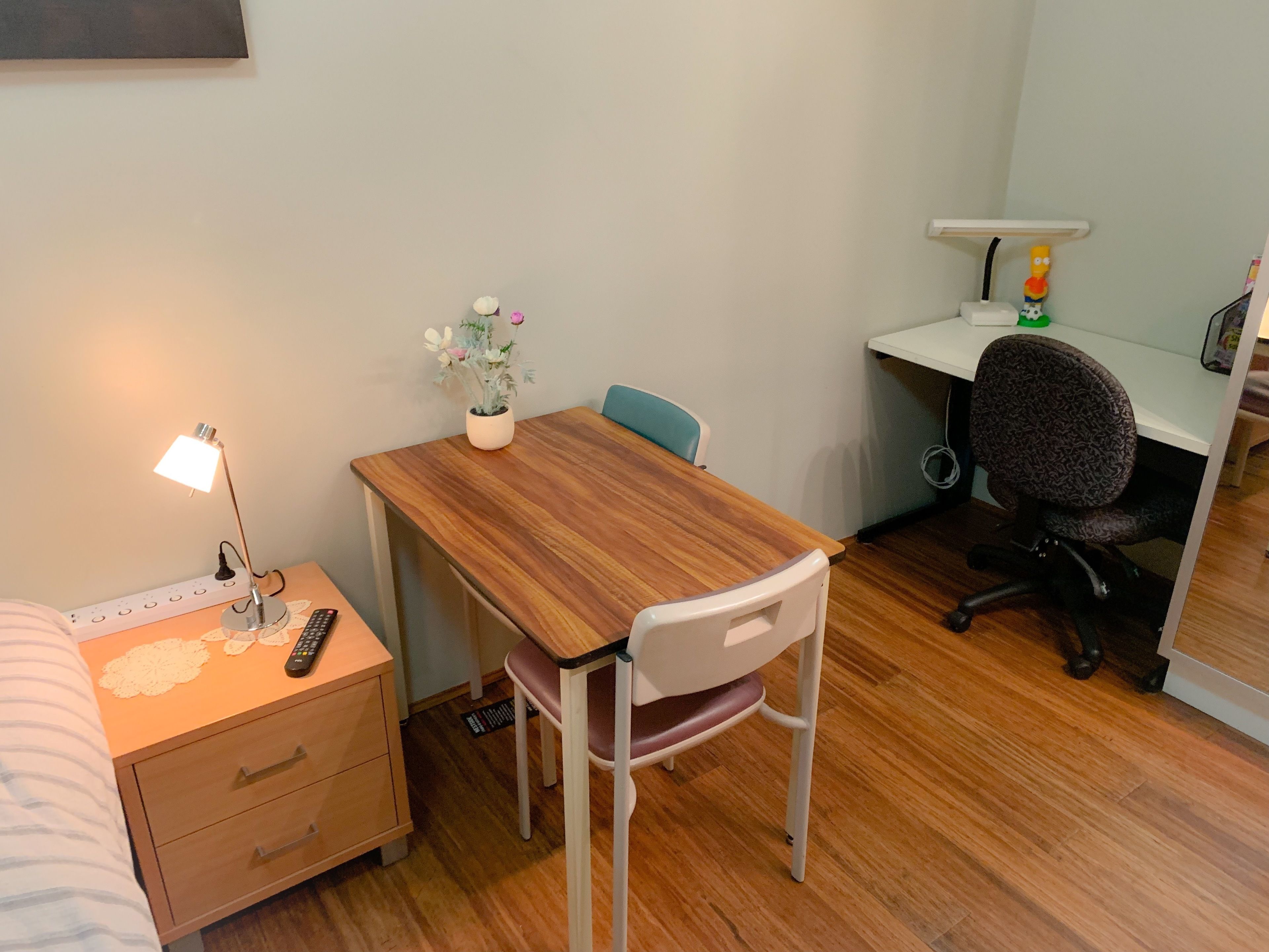 basic studio suite, 1 bedroom | in-room dining