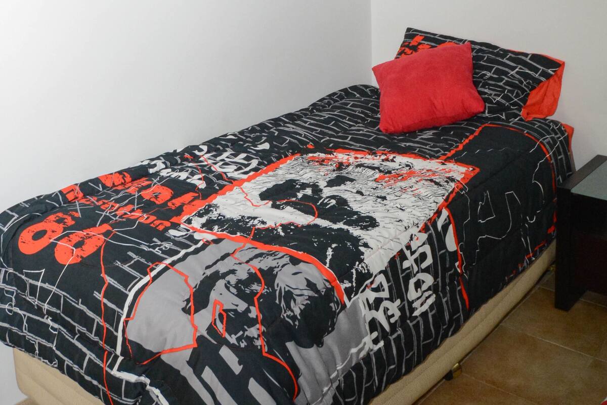 Basic Apartment, 1 Bedroom (Apartment 4) | WiFi (free), bed sheets