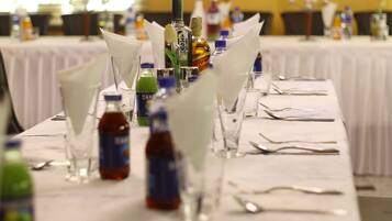 Se sirven desayunos, almuerzos y cenas