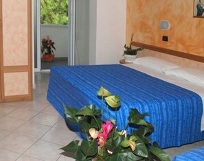 In-room safe, desk, free cots/infant beds, free WiFi