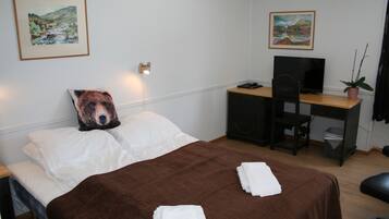 Desk, rollaway beds, free WiFi, bed sheets