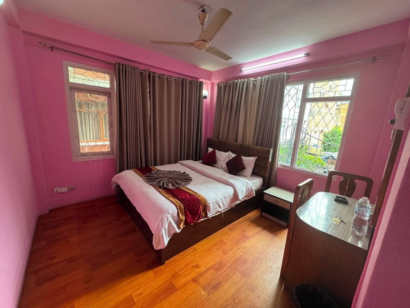 Standard Single Room, 1 Bedroom, Smoking, City View | In-room safe, desk, laptop workspace, WiFi (free)