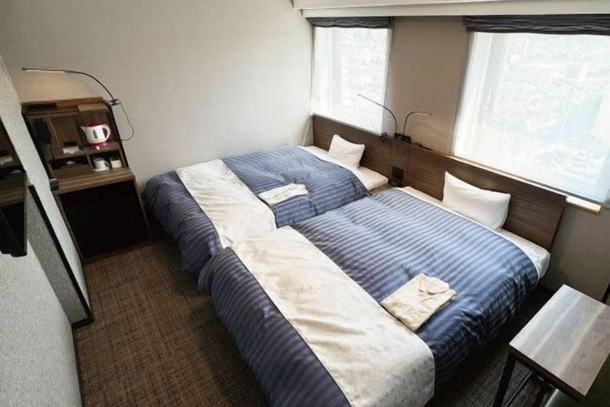 In-room safe, desk, free WiFi, bed sheets