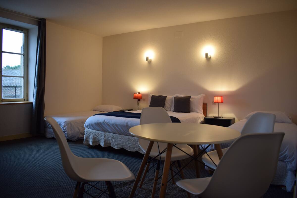 family quadruple room, multiple beds | in-room safe, blackout curtains, soundproofing, free cots/infant beds