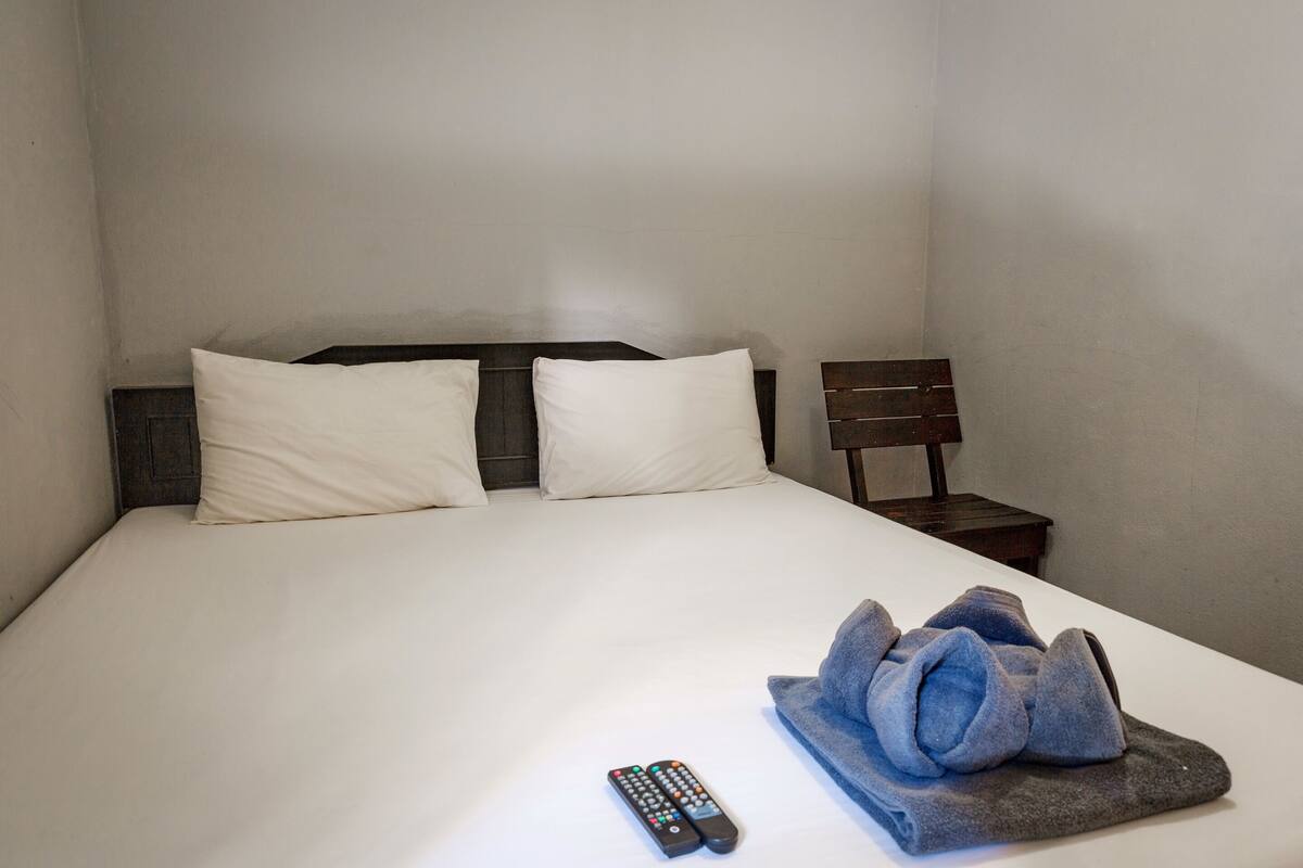 โต๊ะทำงาน, Wi-Fi ฟรี, ผ้าปูที่นอน