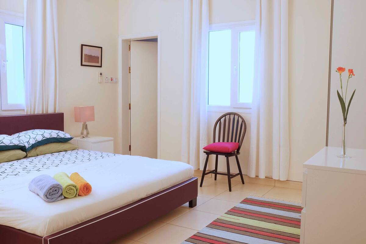 Double Room | Laptop workspace, blackout curtains, free WiFi, wheelchair access