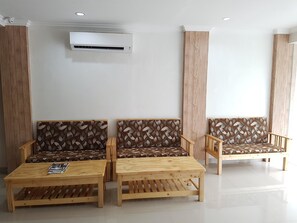 Lobby - Ethan Hotel (Jakarta)
