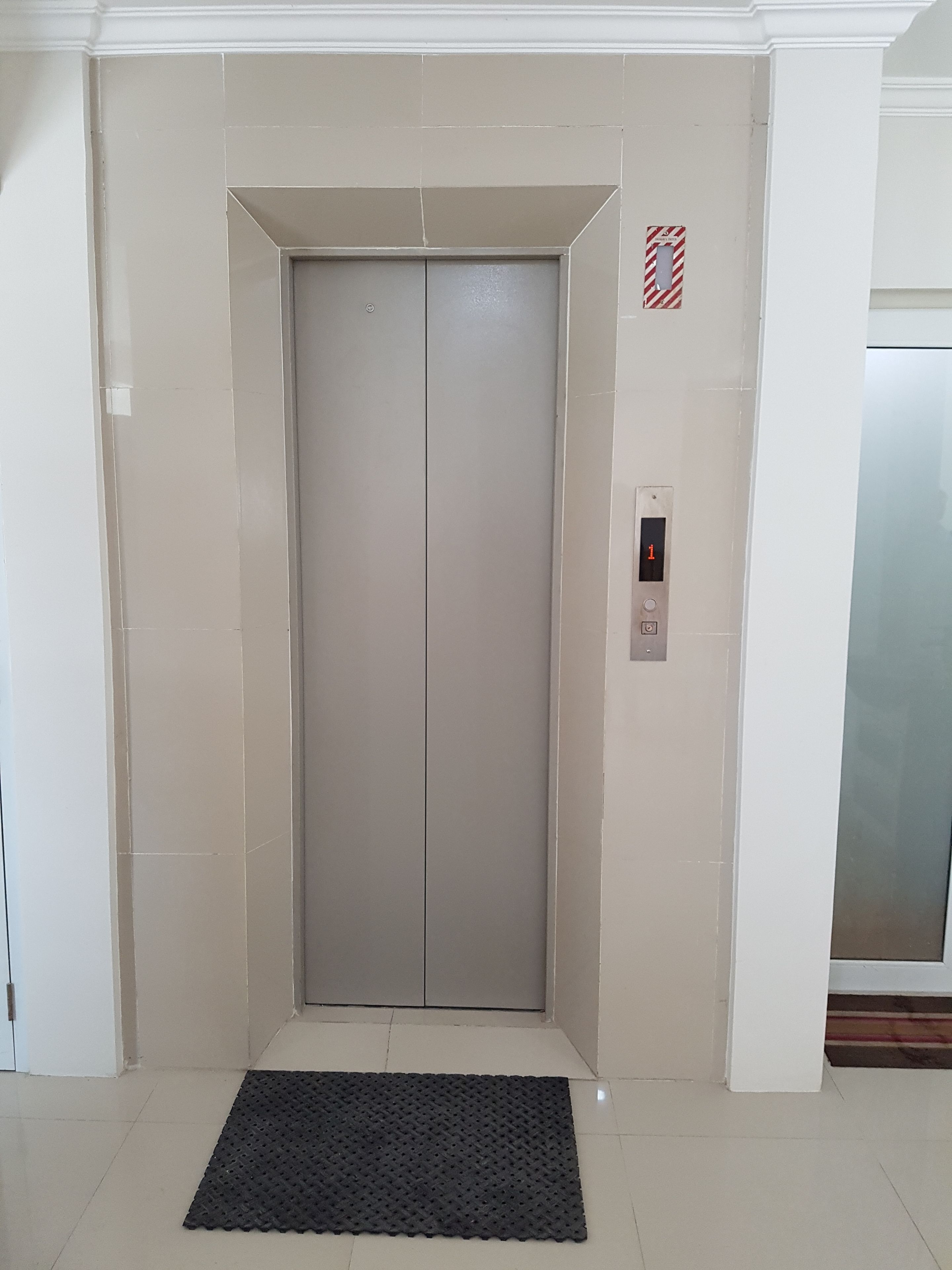 Photo - Ethan Hotel Kelapa Gading