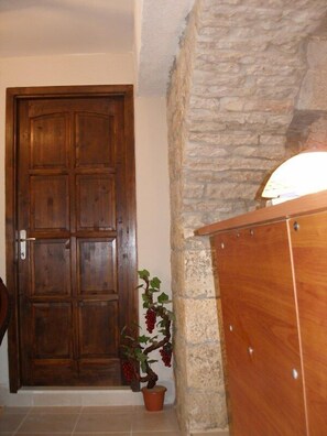 Hallway - Carol Rooms (Trogir)