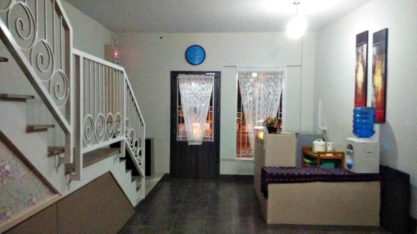 Lobby - Permata Inn (Medan)