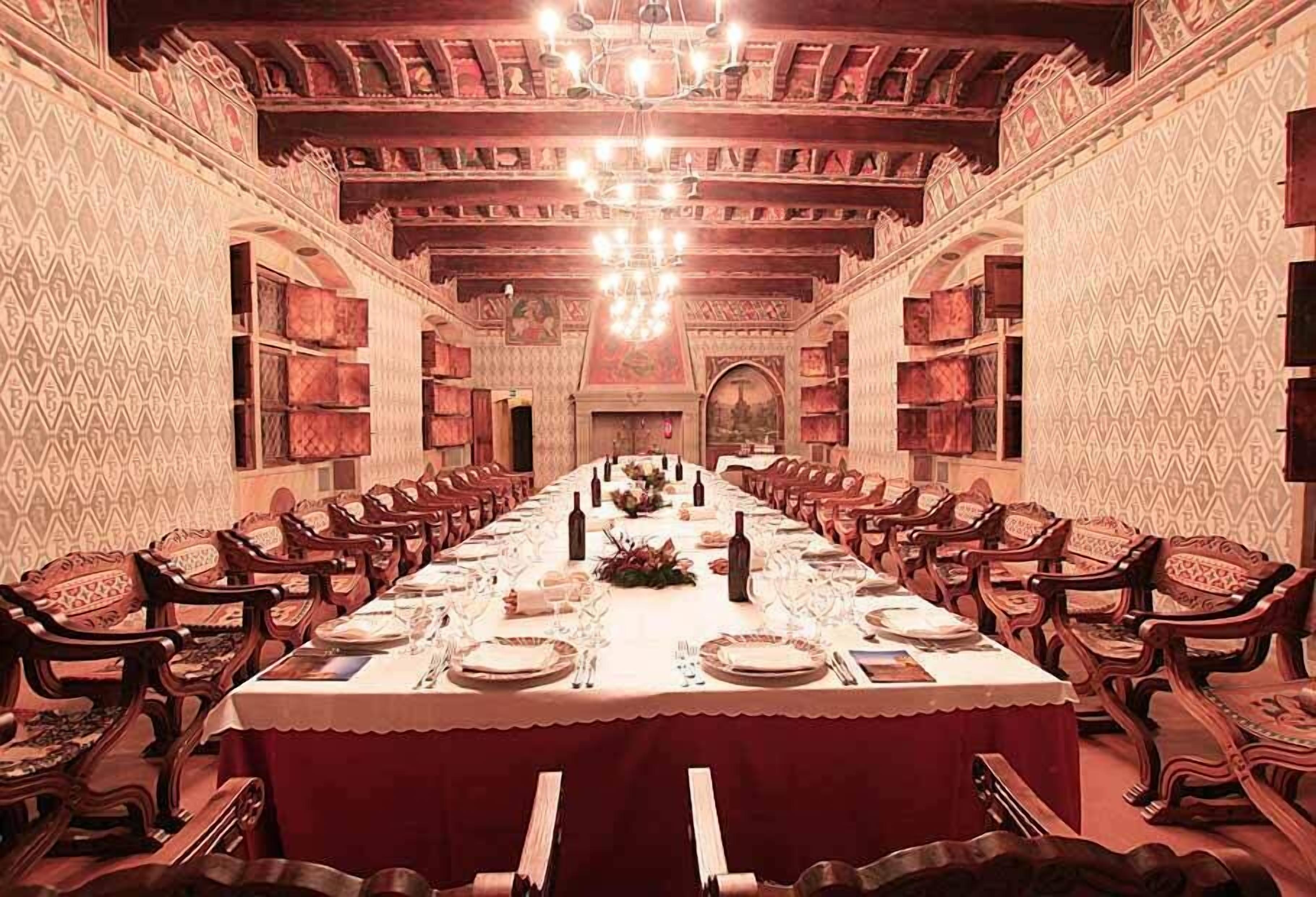 Banquet hall