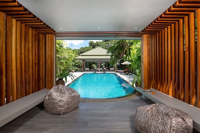 Karon Beach Pool Villa