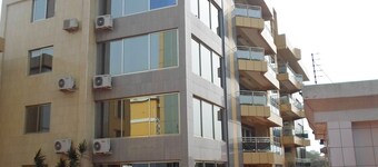 Dream Court Apartment