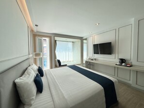 Deluxe Double or Twin Room | In-room safe, desk, blackout drapes, soundproofing - The Bloc Hotel Phuket (Patong)