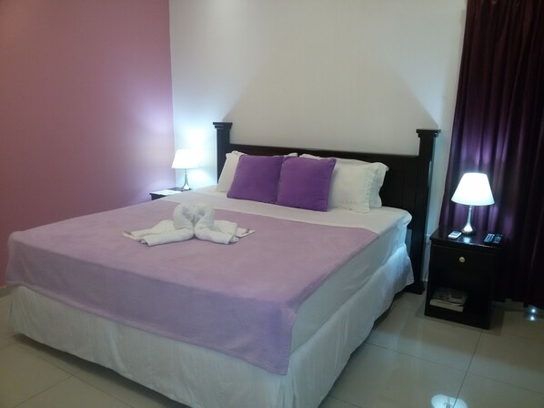 Junior Suite, 1 King Bed | Iron/ironing board, free WiFi