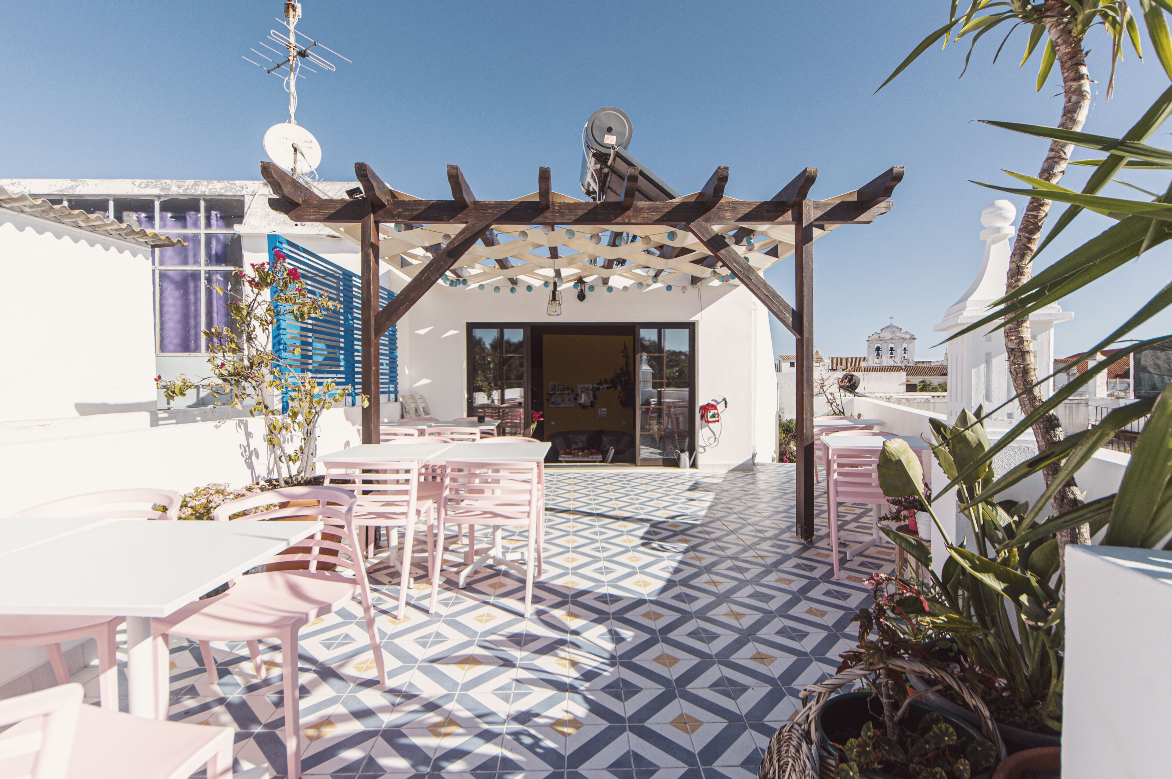 屋外ダイニングエリア