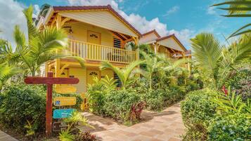 1 chambre, coffres-forts dans les chambres, décoration personnalisée